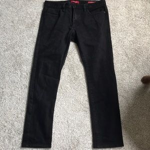 Guess men’s black skinny jean